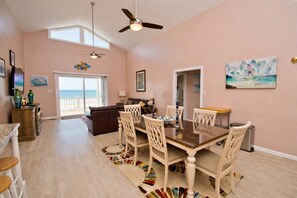 Dining - Harbor Lights, Oceanfront House in Emerald Isle, NC! (Emerald Isle)