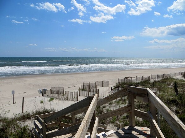 Beach - Island Beach Racquet Club 303A, Oceanfront Condo in Atlantic Beach, NC! (Atlantic Beach)