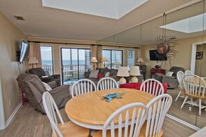 Interior - Island Beach Racquet Club 303A, Oceanfront Condo in Atlantic Beach, NC! (Atlantic Beach)