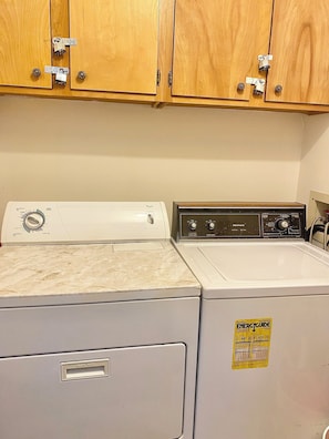 Interior - Island Beach Racquet Club 303A, Oceanfront Condo in Atlantic Beach, NC! (Atlantic Beach)
