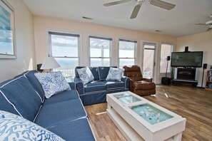 Fernseher, Stereoanlage