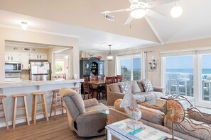 TV - Lucky Strike, Oceanfront House in Emerald Isle, NC! (Emerald Isle)