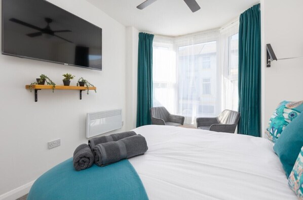 1 bedroom, WiFi, bed sheets