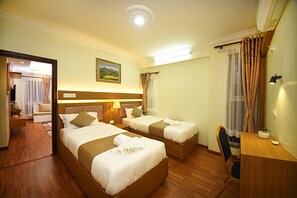 2 bedrooms, iron/ironing board, WiFi, bed sheets - Your's rental Apartment Nesteld in Raniban, Kathmandu at Shivapur National Park. (Kathmandu)