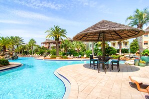 A heated pool - Steps to Beach-Community Pool-Quiet and Relaxing-4BR Goin' Koastal (Destin)