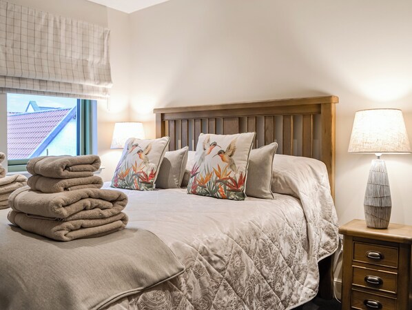 3 bedrooms, free WiFi, bed sheets