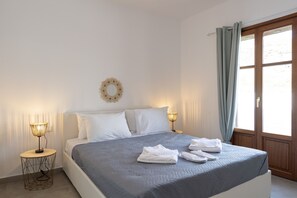 Family Apartment | 2 bedrooms, iron/ironing board, free WiFi, bed sheets - Theodora's Family Suite (Paros)