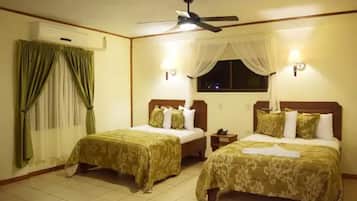 1 habitación, wifi y ropa de cama