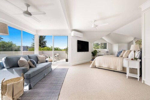 Designer Retreat Meets Vibrant Beachside Living