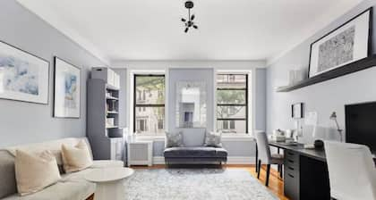 Spacious Elegant Oasis! Manhattan! 3 Bedrooms