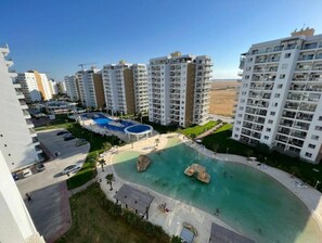 Pool - Rufus Apartments in Caesar Resort&Spa,Long Beach.
(Nicosia)