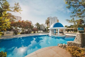 Pool - Amelius Apartments in Caesar Resort&Spa,Long Beach.
 (Nicosia)