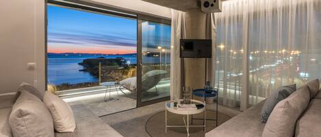 Smart TV, stereo