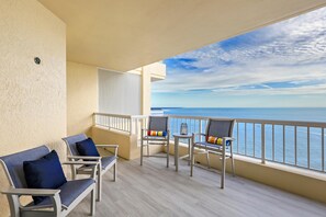 Condo, várias camas (Luxury Cape Marco unit with pool, gym) | Área da propriedade