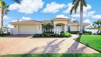House, Multiple Beds (Traditional inland home with pool/spa) | Exterior