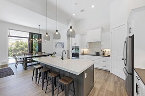 House, Multiple Beds (2023 Captiva home steps to the beach/) | Private kitchen - 2023 Captiva Home Steps to the Beach/shops/dining (Marco Island)