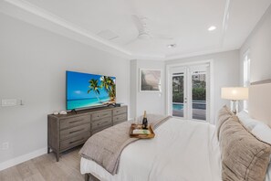 House, Multiple Beds (Modern 2023 built home steps to beach) | 5 bedrooms - Modern 2023 Built Home Steps to Beach/shops/dining (Marco Island)