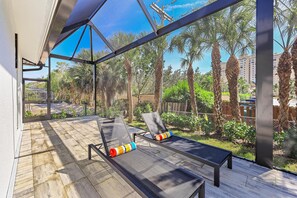 House, Multiple Beds (Modern 2023 built home steps to beach) | Terrace/patio