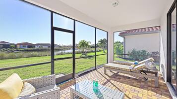 House, Multiple Beds (Modern waterfront home in Artesia wit) | Interior