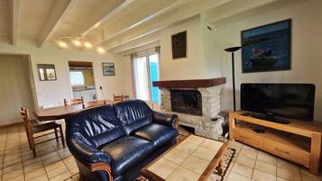 TV connectée, cheminée