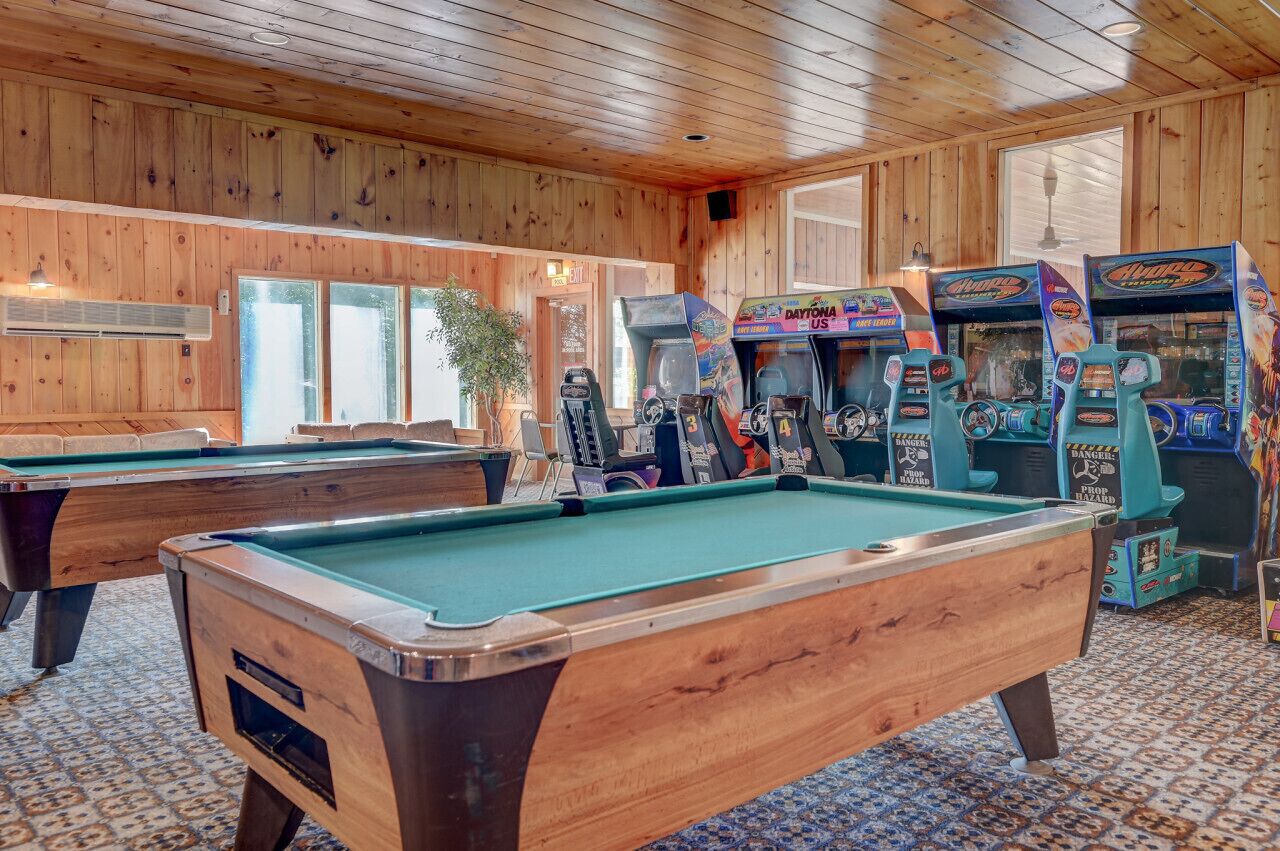 Spielezimmer