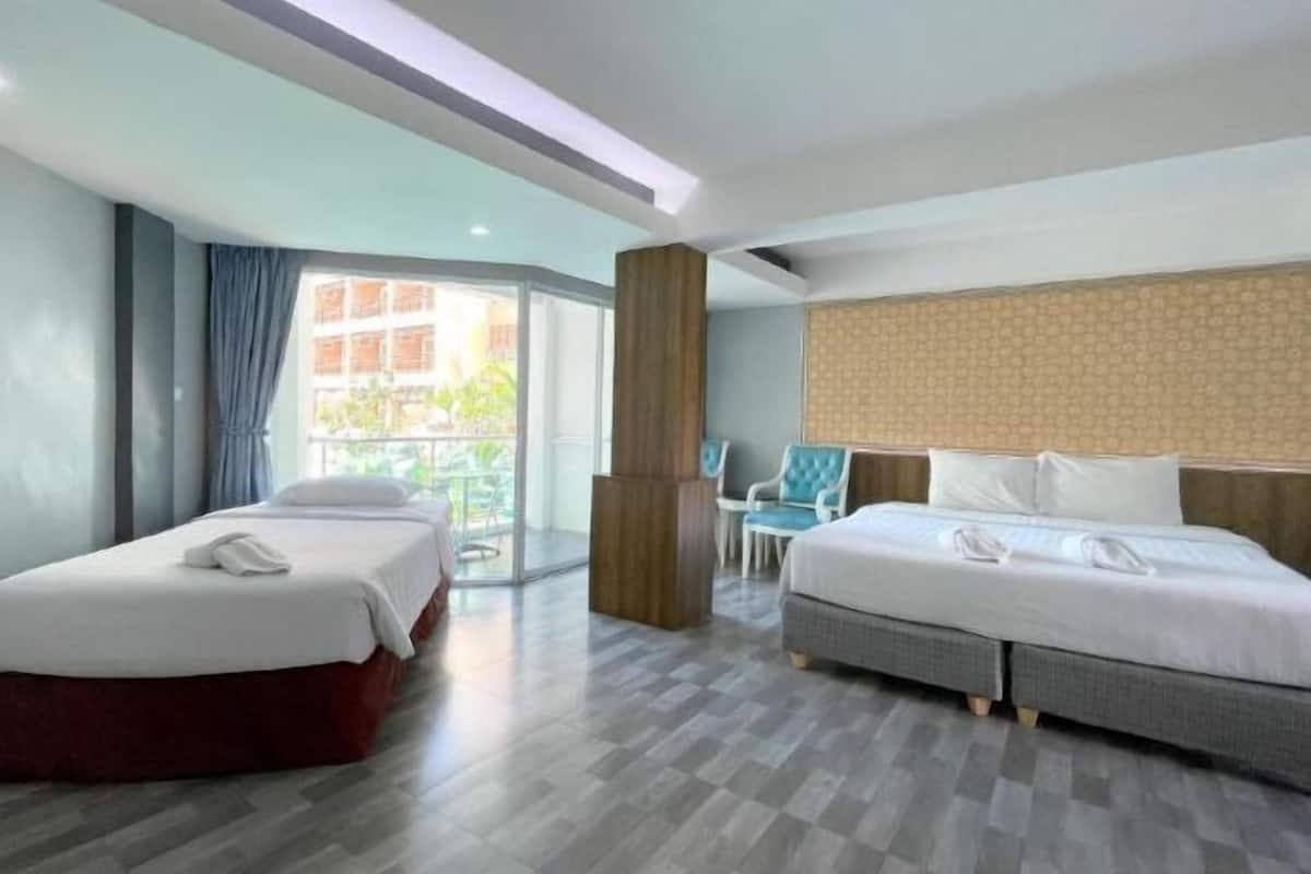 1 bedroom, in-room safe, free WiFi, bed sheets