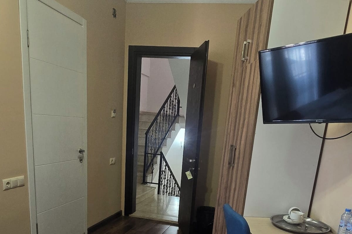 標準雙床房 | 高級寢具、羽絨被、書桌、手提電腦工作空間