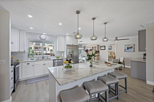 1073 Ruppert Road