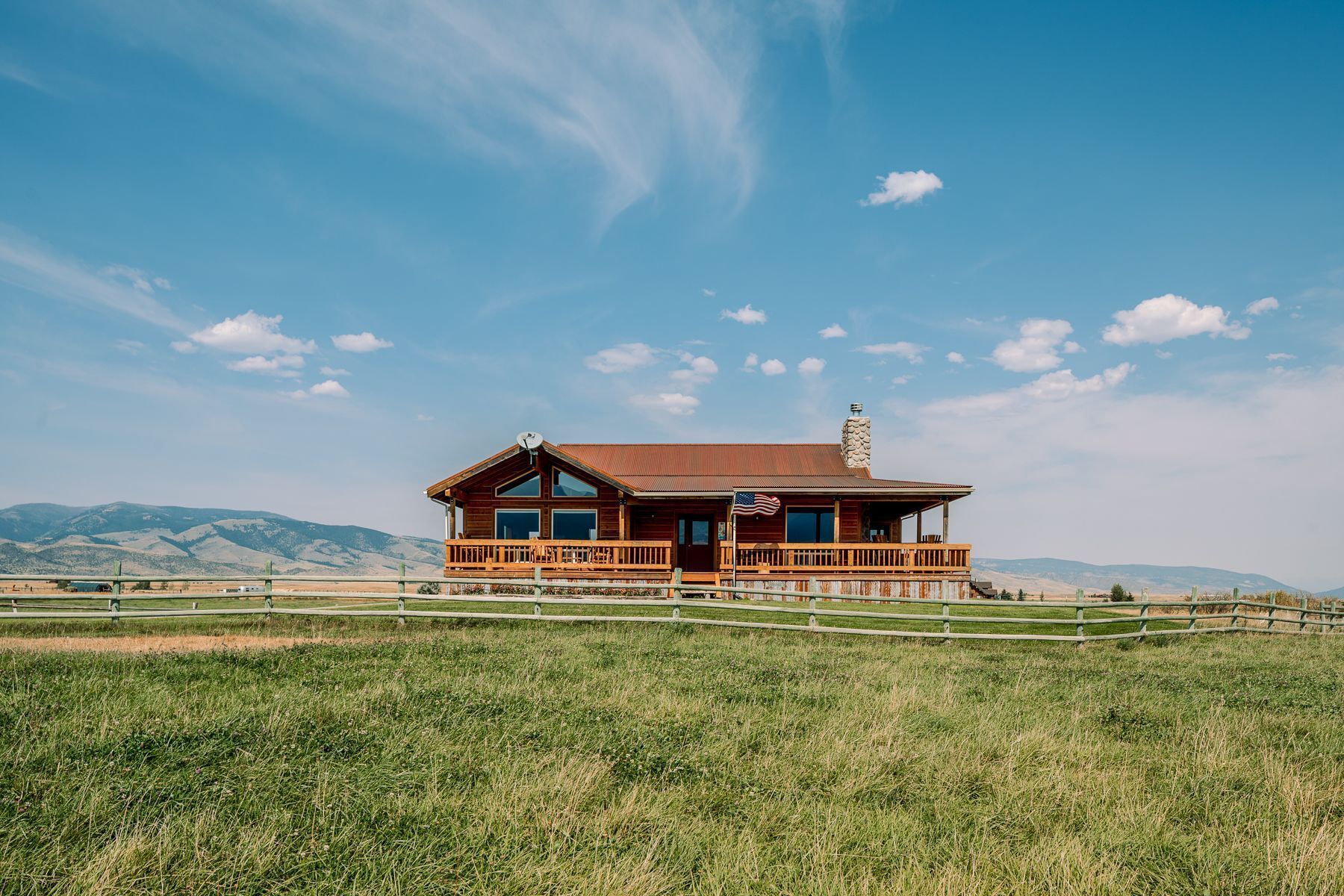 Horseshoe Ranch in Paradise Valley near Yellowstone