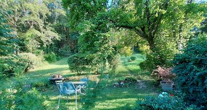 Charme, Jardin et Superbes Vues sur St-cirq