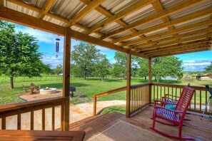 Cottage, 1 King Bed, Patio, Mountain View (6426 Old San Elm) | View from room