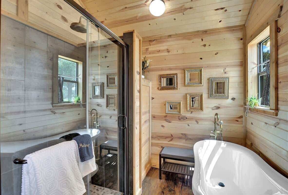 Ferienhaus, 1 King-Bett, Terrasse, Bergblick (6426 Old San Elm) | Badezimmer