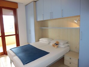 2 bedrooms - One Bedroom Flat With Pool-beahost (San Michele al Tagliamento)