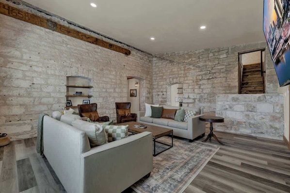 Interior - German and Winzing Haus (Fredericksburg)