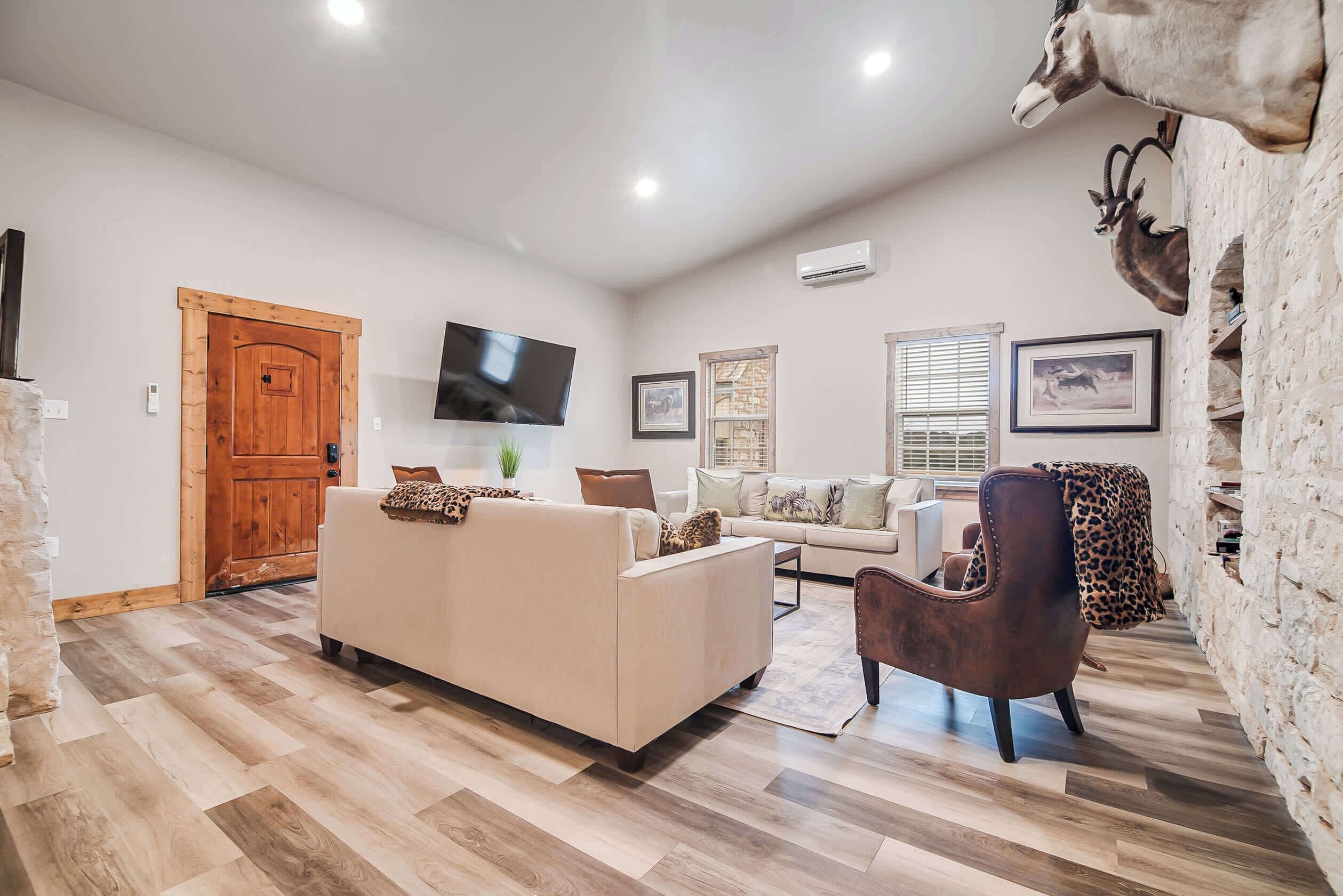 獨棟房屋, 多張床, 庭院 (465 Bear Crk H & G) | 起居區