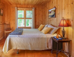 4 bedrooms, free WiFi, bed sheets