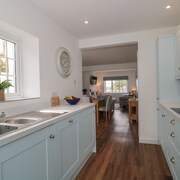 Quay Cottage - Sea View