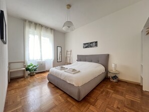 1 bedroom, iron/ironing board, travel cot, WiFi - BIG Downtown 5 Giornate (Milan)