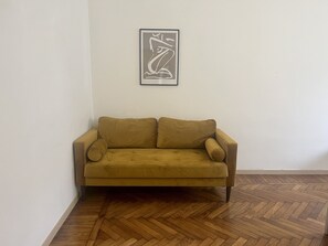 TV - BIG Suite Goldoni [Duomo-M4 Lin Airport] (Milan)