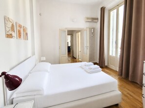 1 quarto, ferros/tábuas de passar roupa, Wi-Fi, roupa de cama