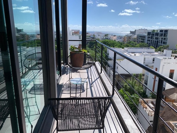 Apartamento família | Sacada