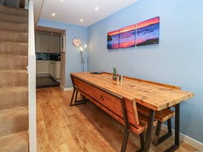 Dining - Dolafon (Pwllheli)