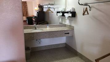 Basic Double Room, 2 Double Beds, Smoking | 1 bedroom, desk, laptop workspace, free WiFi