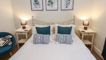 3 habitaciones, decoración personalizada y muebles diferentes