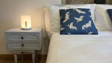 Traditional House | 2 bedrooms, individually decorated, individually furnished, free WiFi