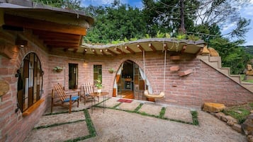 Villa | Exterior