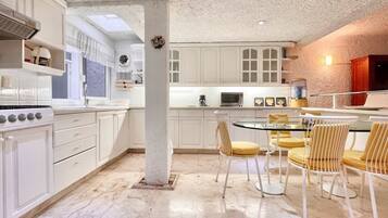 Villa familiar | Cocina privada