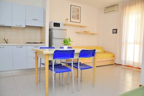 Studio, Balcony, Ocean View | Dining room - Enjoy a Charming Lateral sea View Studio Apartment (San Michele al Tagliamento)