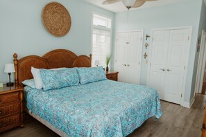 2 bedrooms, free WiFi, bed sheets - Condo with boat slip and Swimming pool - Sleeps 6 (Steinhatchee)