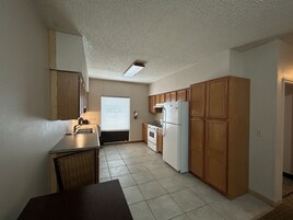 Microondas, cafetera/tetera